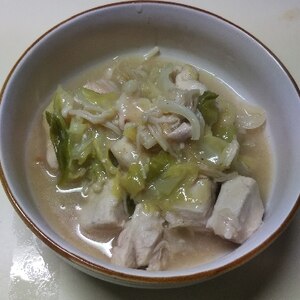 鶏肉とキャベツの焼き煮